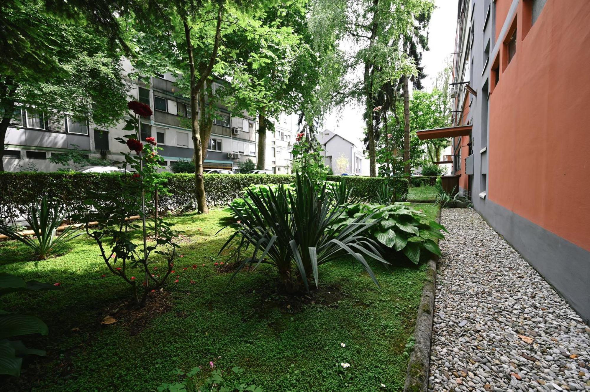 Ferienwohnung Studio Alfa I Omega Zagreb Exterior foto